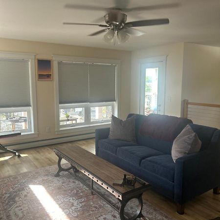 Roberts Lake House Room #3 Колчестър Екстериор снимка